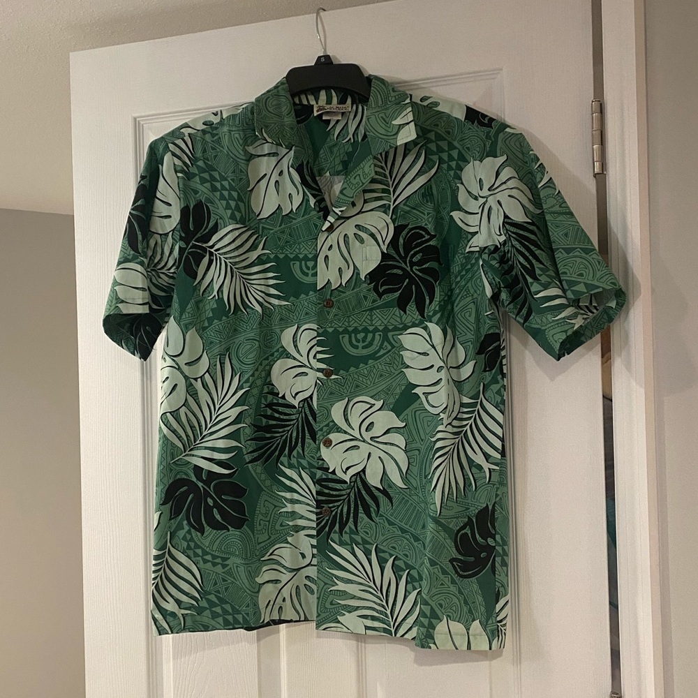 Aloha Republic palm leaves button up shirt Size M